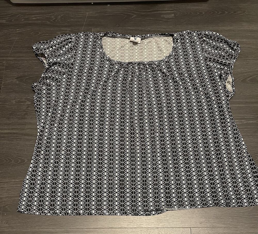 Worthington Woman’s Stretch Short Sleeve Black/White Blouse Size 4X